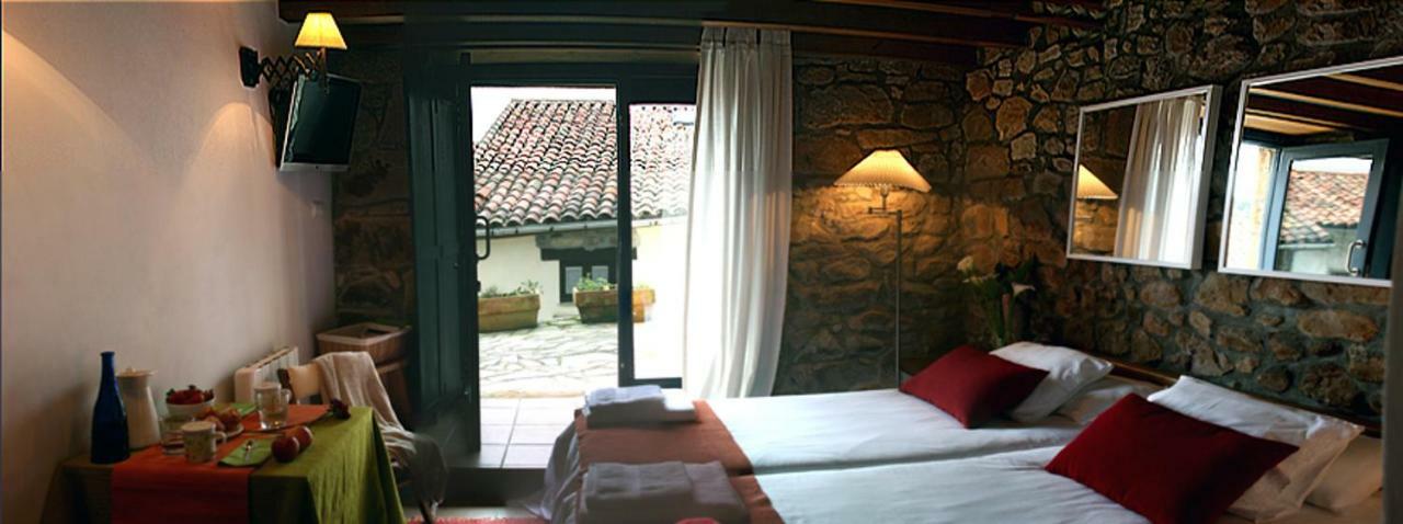 Casa Rural La Casona Del Piquero 拉斯特雷斯 外观 照片